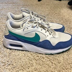 Women’s Nike Air 9